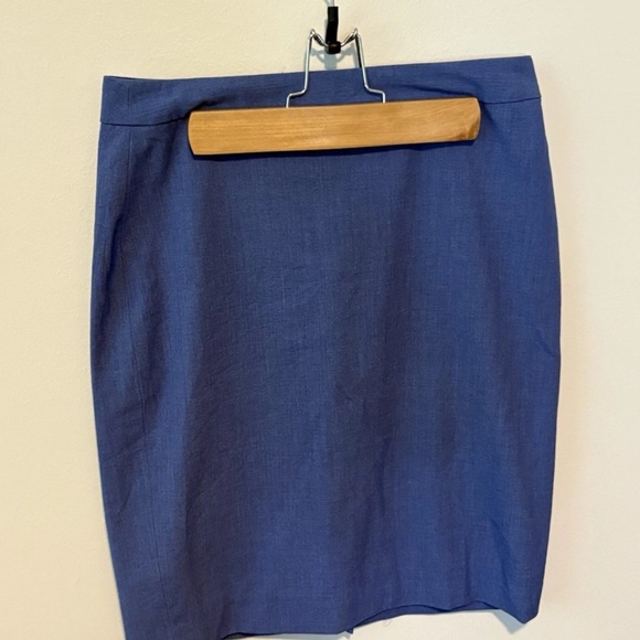 Banana Republic Dresses & Skirts - Banana Republic Navy Blue Pencil Skirt